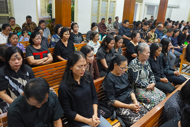 galeri, Ibadah Rabu Abu GKJ Baki Induk 2025, gereja kristen jawa, gkj, gkj baki, gereja kristen jawa baki, baki, sukoharjo, gkj klasis sukoharjo, klasis sukoharjo, klasis, sinode gkj, sinode 